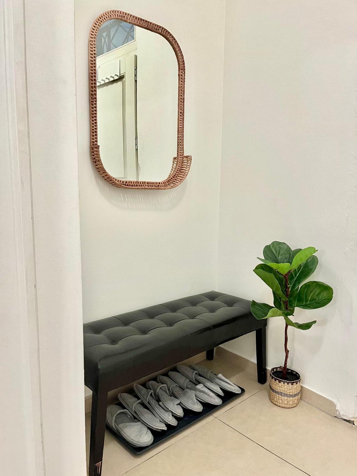 Apartment Mia - Old Town, Ac บราติสลาวา ภายนอก รูปภาพ