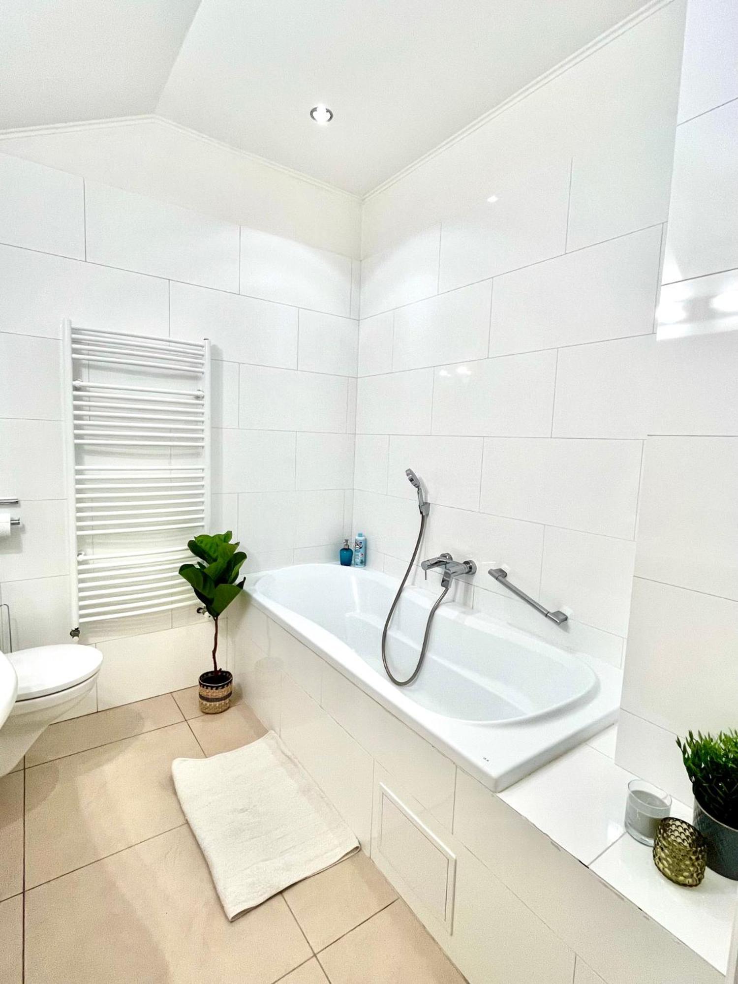 Apartment Mia - Old Town, Ac บราติสลาวา ภายนอก รูปภาพ